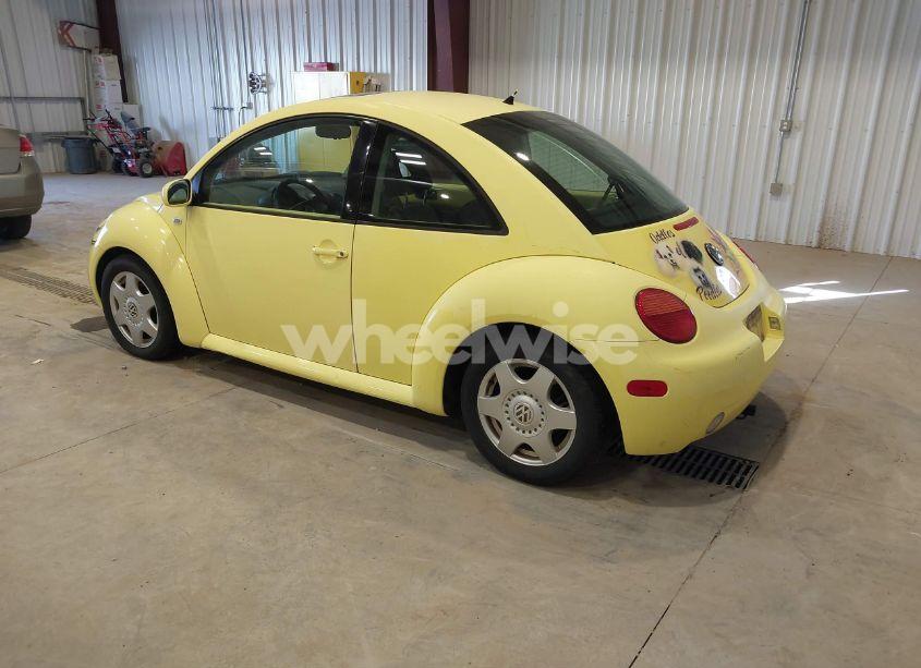 Photo 3 of 2001 Volkswagen New BEETLE GLS TDI (VIN 3VWCP21C01M423993)