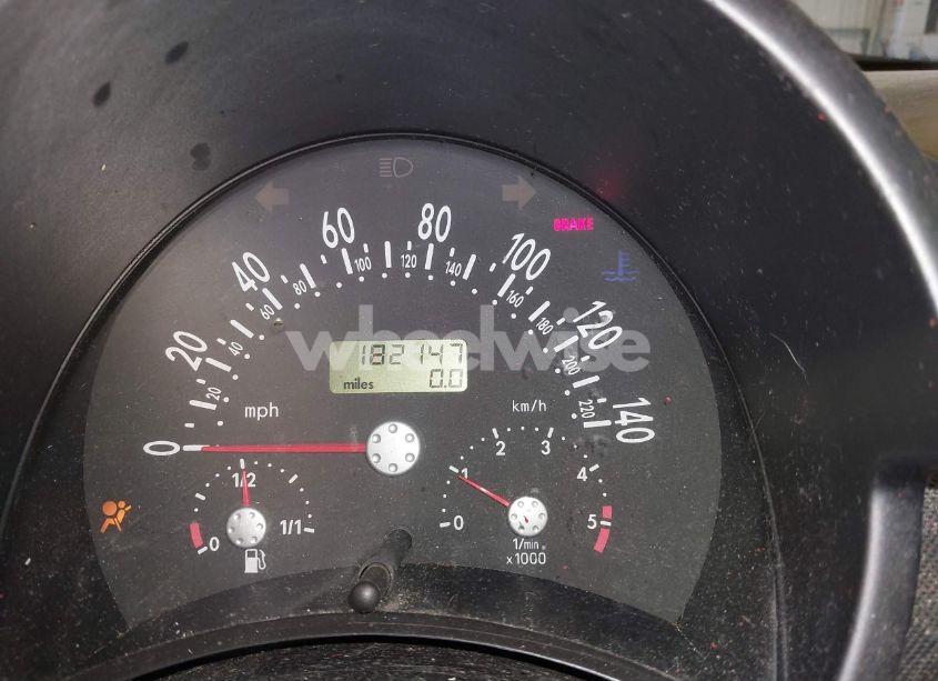 Photo 7 of 2001 Volkswagen New BEETLE GLS TDI (VIN 3VWCP21C01M423993)