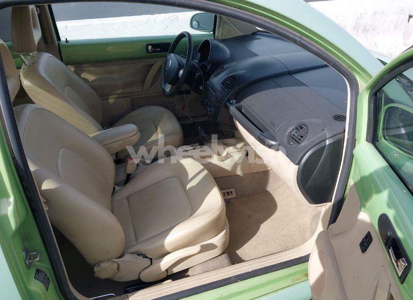 Photo 5 of 2001 Volkswagen New BEETLE GLS TDI (VIN 3VWCP21C61M446792)