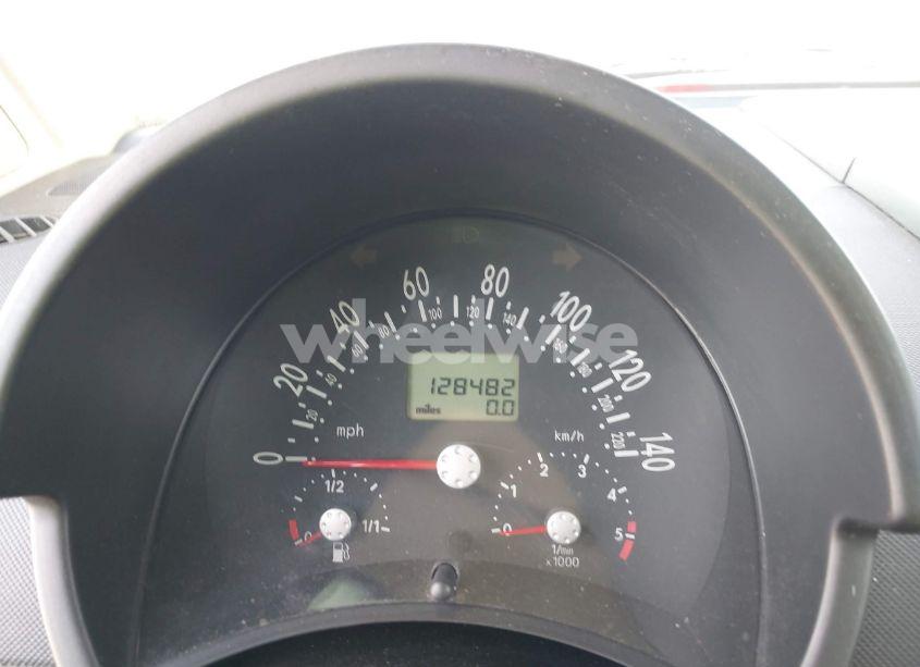 Photo 7 of 2001 Volkswagen New BEETLE GLS TDI (VIN 3VWCP21C61M446792)