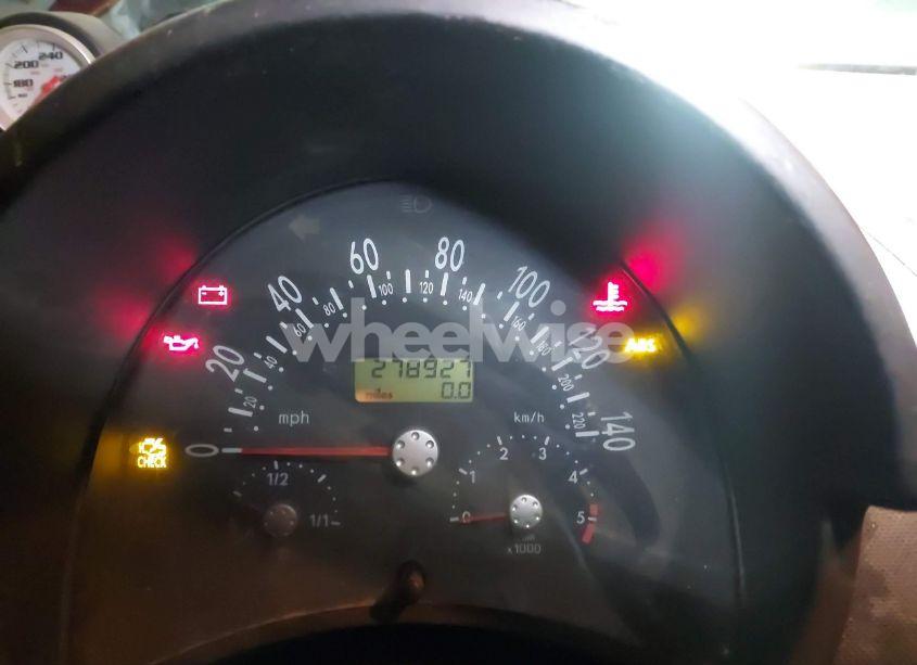 Photo 15 of 2001 Volkswagen New BEETLE GLS TDI (VIN 3VWCP21C71M414255)