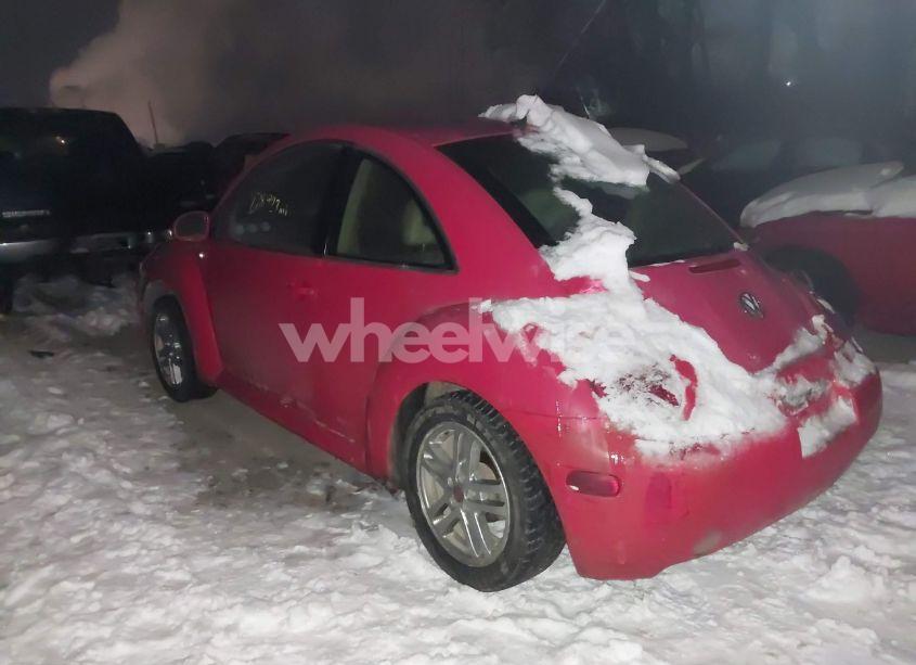 Photo 3 of 2001 Volkswagen New BEETLE GLS TDI (VIN 3VWCP21C71M414255)