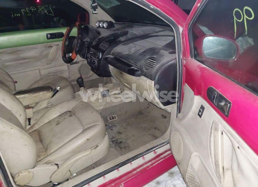 Photo 5 of 2001 Volkswagen New BEETLE GLS TDI (VIN 3VWCP21C71M414255)