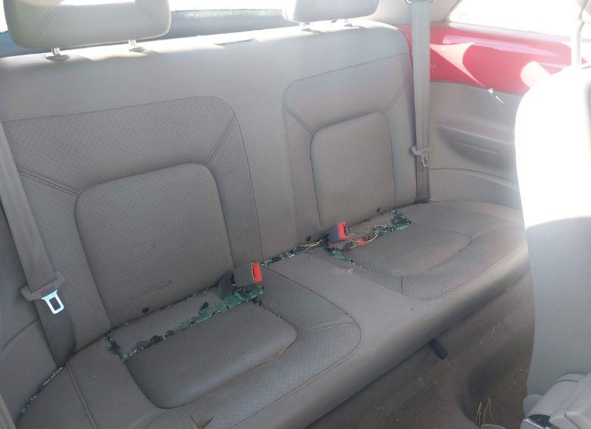 Photo 8 of 2001 Volkswagen New BEETLE GLS TDI (VIN 3VWCP21C91M481536)