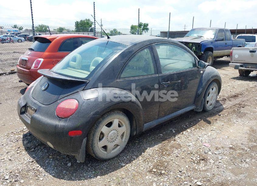 Photo 4 of 2001 Volkswagen New BEETLE GLS TDI (VIN 3VWCP21CX1M423404)