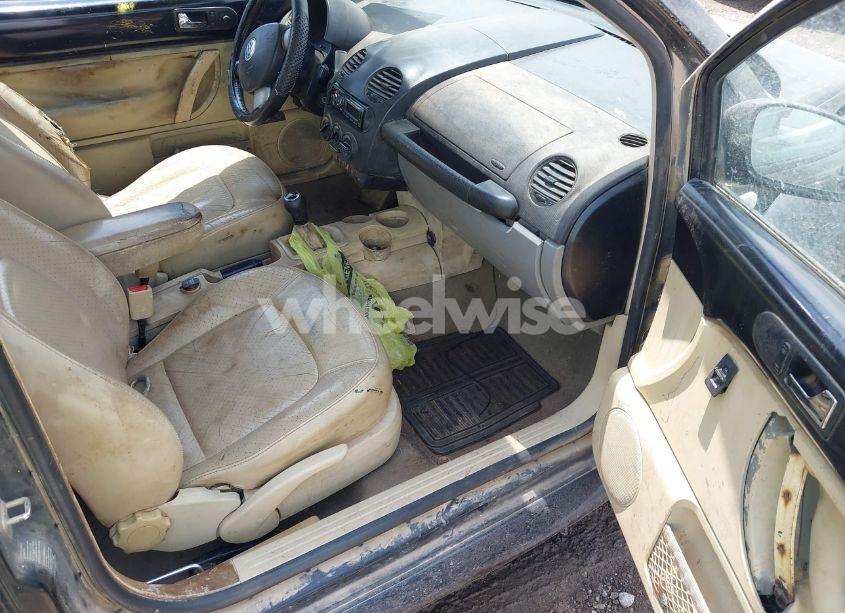 Photo 5 of 2001 Volkswagen New BEETLE GLS TDI (VIN 3VWCP21CX1M423404)