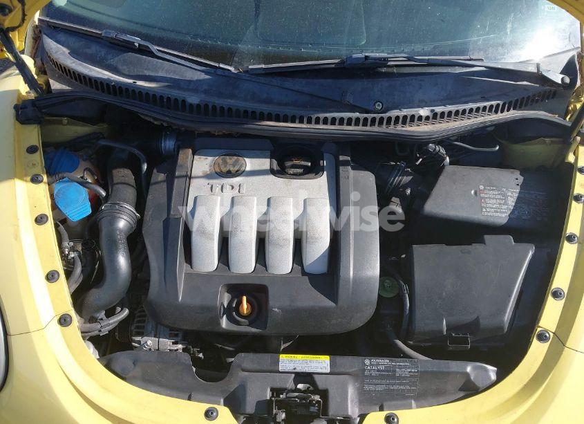 Photo 10 of 2005 Volkswagen New BEETLE GLS TDI (VIN 3VWCR31C85M409376)