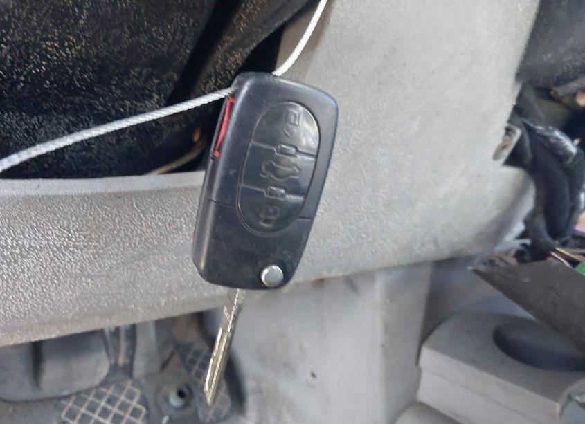 Photo 11 of 2001 Volkswagen New BEETLE GLS (VIN 3VWCS21C01M401474)