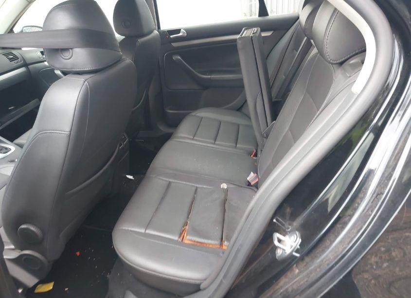 Photo 8 of 2006 Volkswagen Jetta DIESEL (VIN 3VWCT71K36M849197)