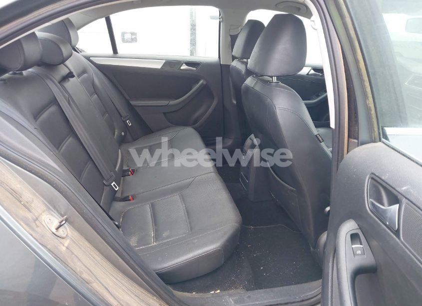 Photo 8 of 2014 Volkswagen Jetta 1.8T SE (VIN 3VWD07AJ1EM286749)