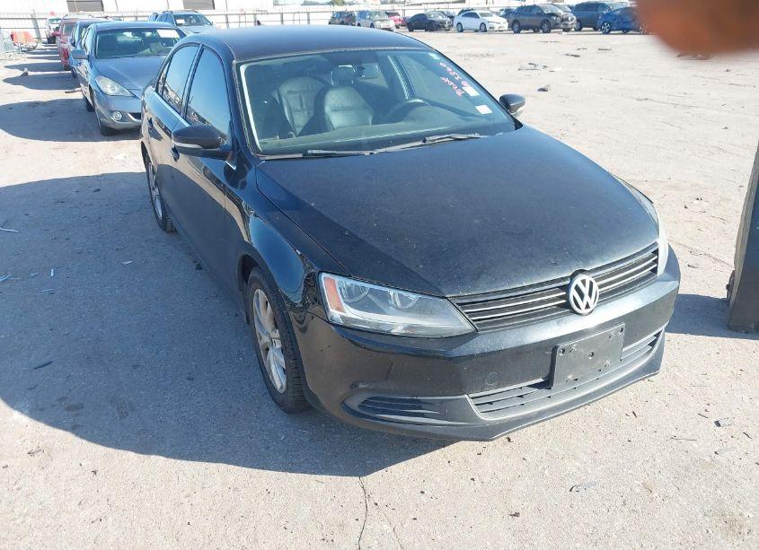 2014 Volkswagen Jetta 1.8T SE (VIN 3VWD07AJ1EM367931) main photo