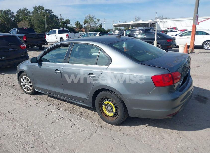 Photo 3 of 2014 Volkswagen Jetta 1.8T SE (VIN 3VWD07AJ1EM378265)