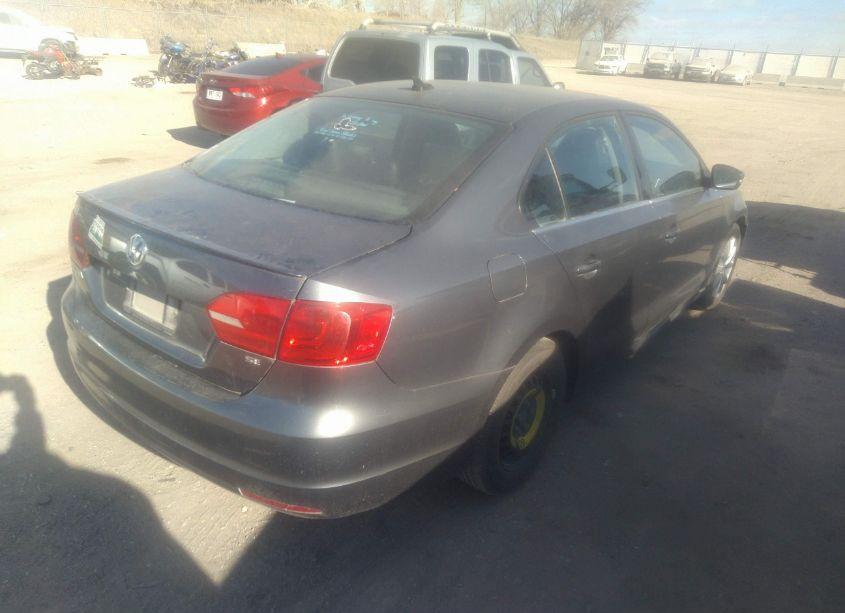 Photo 4 of 2014 Volkswagen Jetta 1.8T SE (VIN 3VWD07AJ1EM388956)