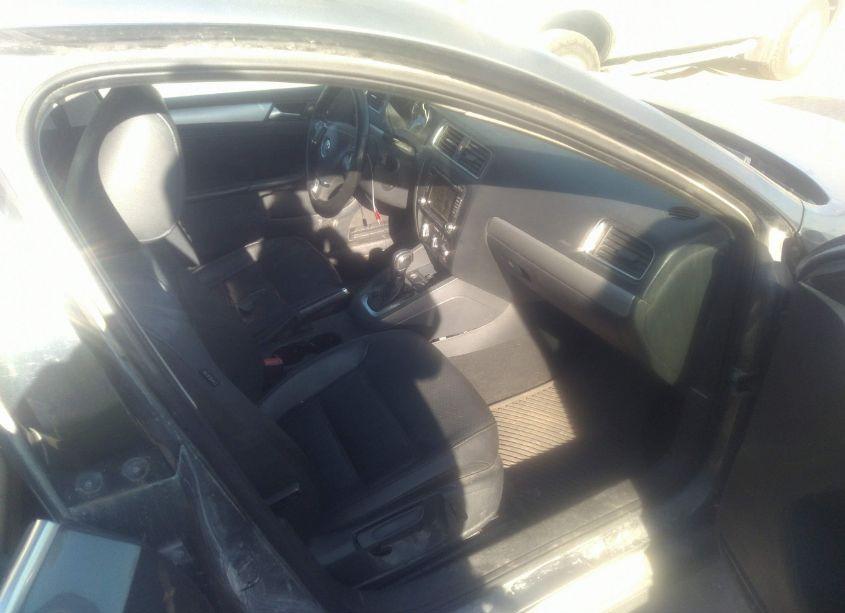 Photo 5 of 2014 Volkswagen Jetta 1.8T SE (VIN 3VWD07AJ1EM388956)