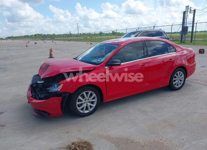 Photo 2 of 2014 Volkswagen Jetta 1.8T SE (VIN 3VWD07AJ1EM432826)