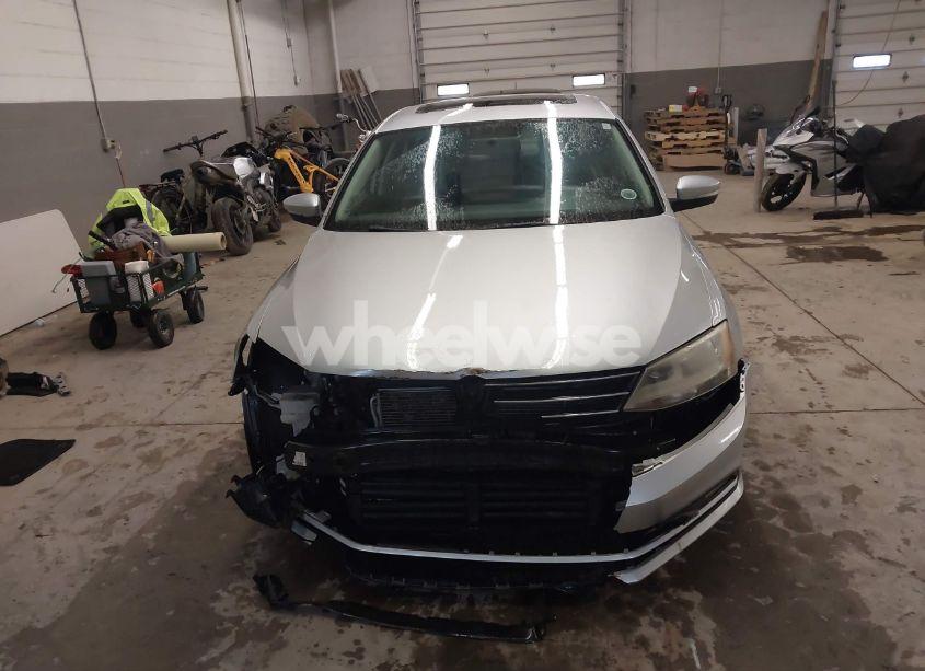 Photo 13 of 2015 Volkswagen Jetta 1.8T SE (VIN 3VWD07AJ1FM221711)
