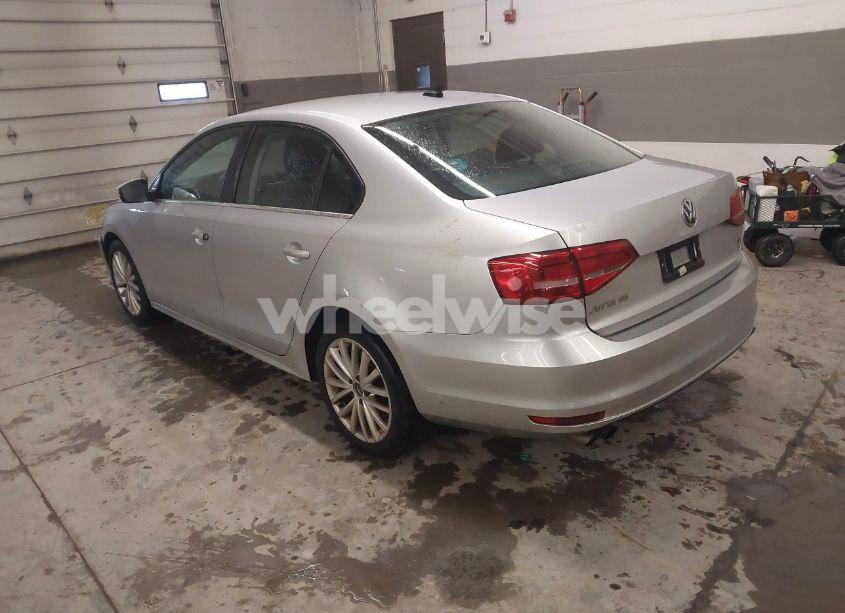 Photo 3 of 2015 Volkswagen Jetta 1.8T SE (VIN 3VWD07AJ1FM221711)