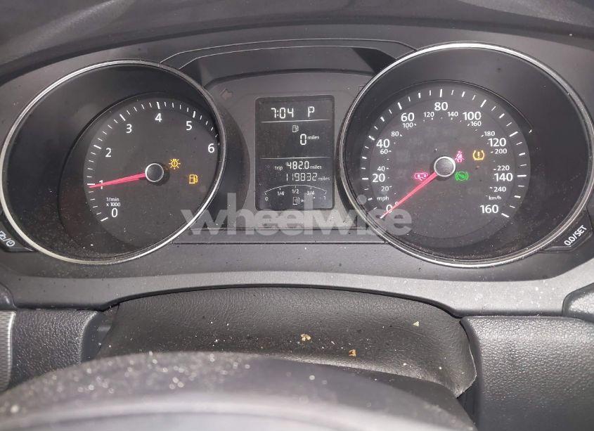 Photo 7 of 2015 Volkswagen Jetta 1.8T SE (VIN 3VWD07AJ1FM221711)