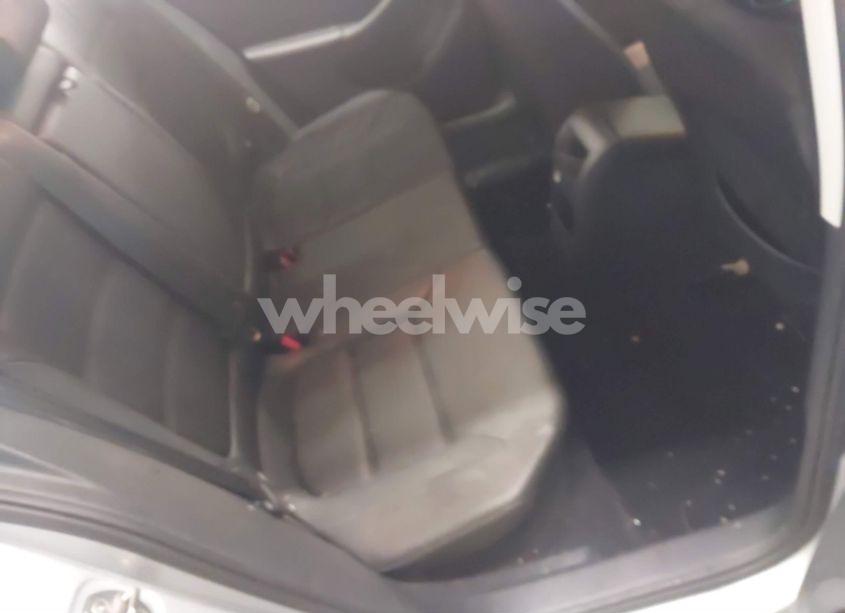 Photo 8 of 2015 Volkswagen Jetta 1.8T SE (VIN 3VWD07AJ1FM221711)