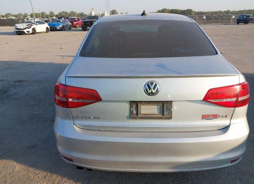 Photo 16 of 2015 Volkswagen Jetta 1.8T SE (VIN 3VWD07AJ1FM339550)