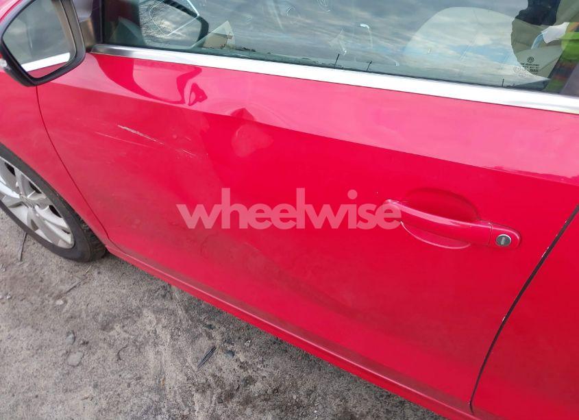 Photo 6 of 2014 Volkswagen Jetta 1.8T SE (VIN 3VWD07AJ2EM292804)