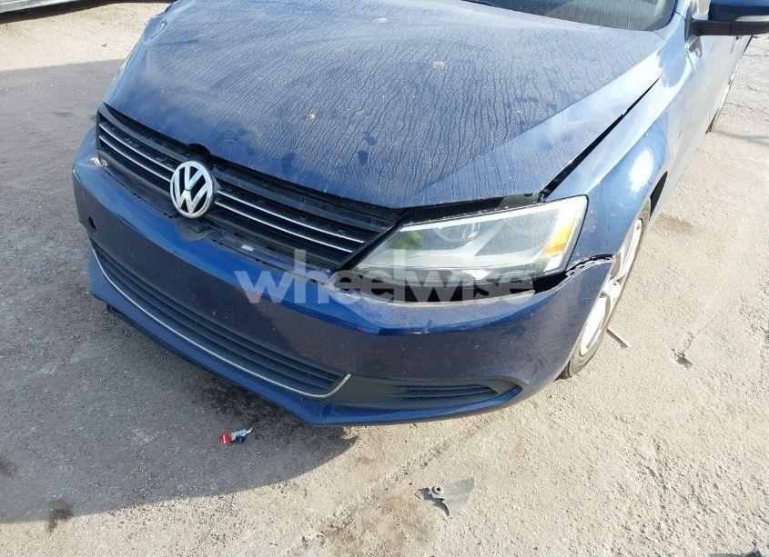 Photo 6 of 2014 Volkswagen Jetta 1.8T SE (VIN 3VWD07AJ2EM292883)