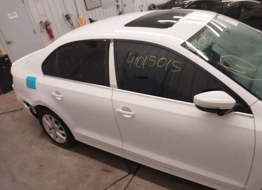 Photo 14 of 2014 Volkswagen Jetta 1.8T SE (VIN 3VWD07AJ2EM382647)