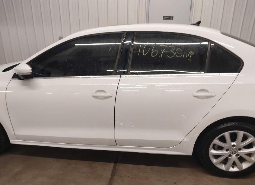 Photo 15 of 2014 Volkswagen Jetta 1.8T SE (VIN 3VWD07AJ2EM382647)