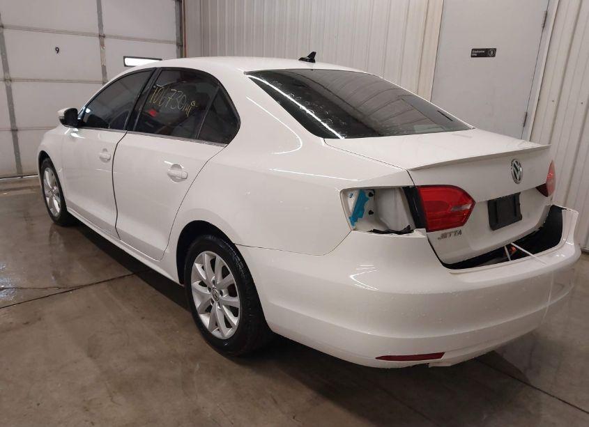 Photo 3 of 2014 Volkswagen Jetta 1.8T SE (VIN 3VWD07AJ2EM382647)