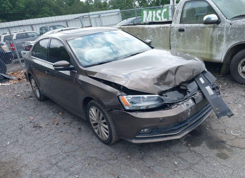 2015 Volkswagen Jetta 1.8T SE (VIN 3VWD07AJ2FM316813) main photo