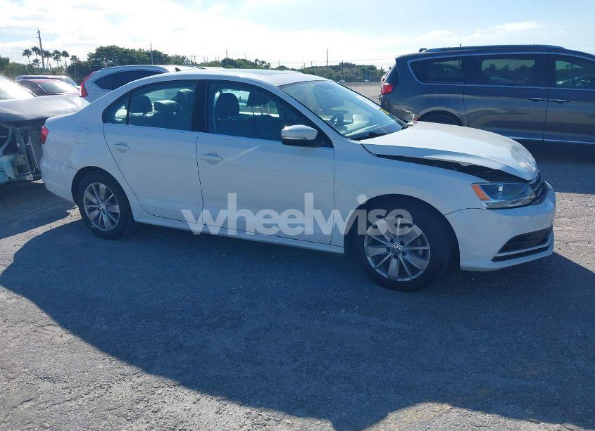 2015 Volkswagen Jetta SEDAN (VIN 3VWD07AJ2FM412442) main photo