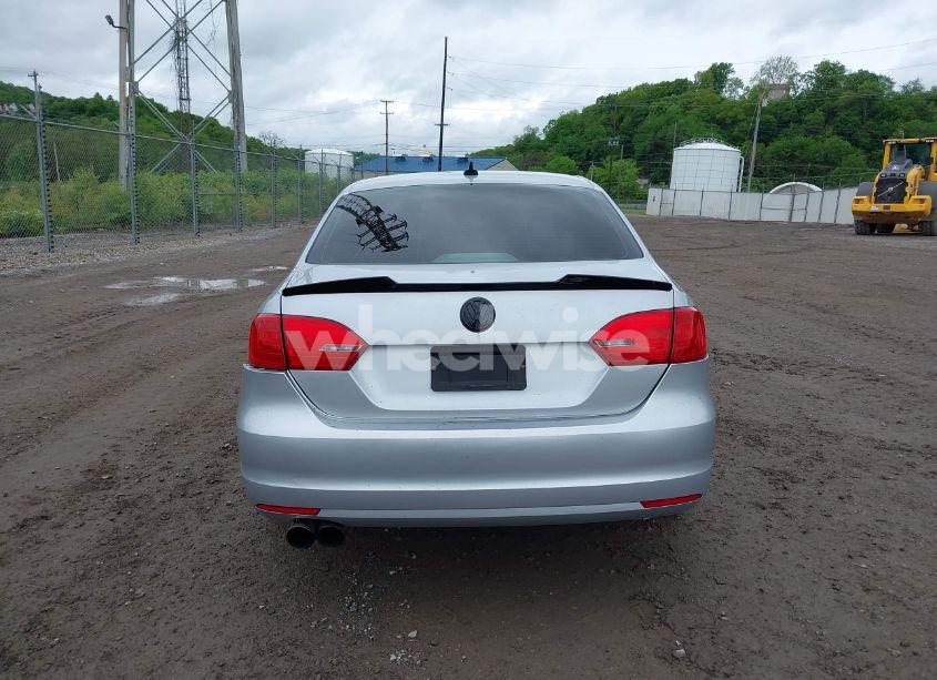 Photo 16 of 2014 Volkswagen Jetta 1.8T SE (VIN 3VWD07AJ3EM252408)