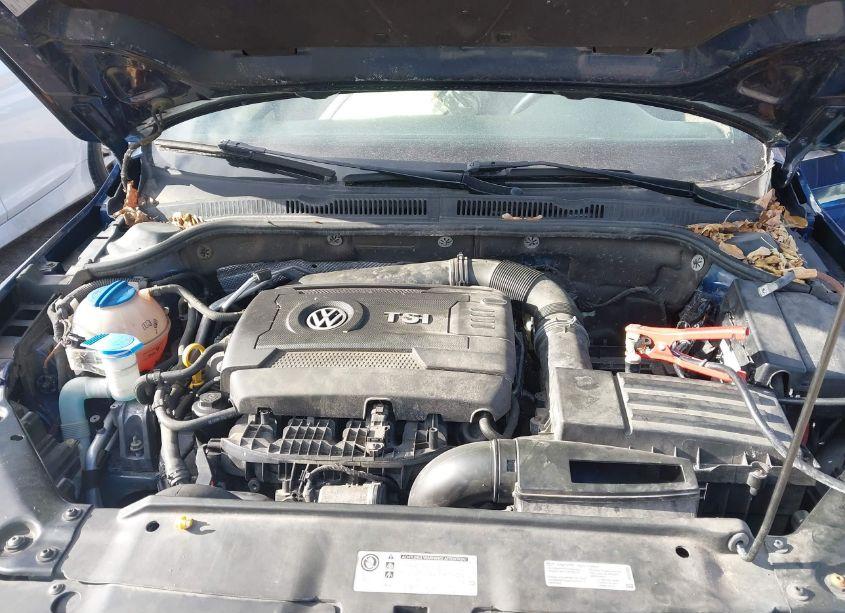 Photo 10 of 2014 Volkswagen Jetta 1.8T SE (VIN 3VWD07AJ3EM321193)