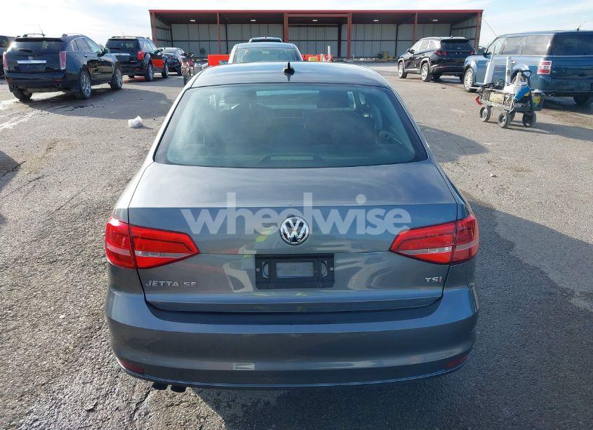 Photo 17 of 2015 Volkswagen Jetta 1.8T SE (VIN 3VWD07AJ3FM336505)