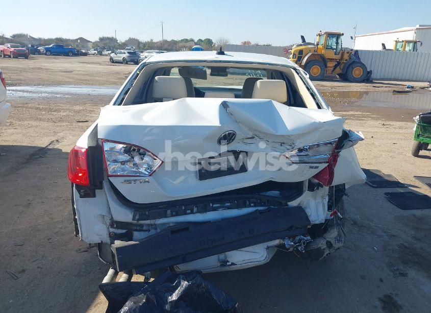 Photo 16 of 2014 Volkswagen Jetta 1.8T SE (VIN 3VWD07AJ4EM429421)