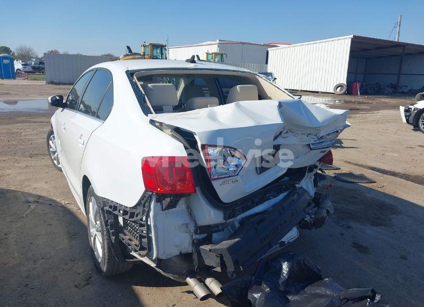 Photo 3 of 2014 Volkswagen Jetta 1.8T SE (VIN 3VWD07AJ4EM429421)