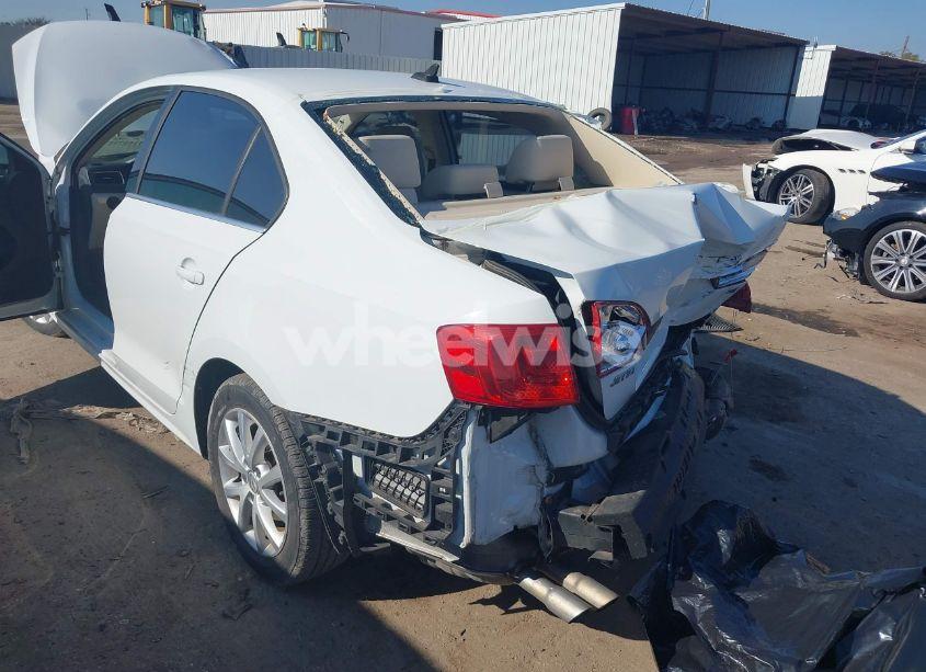 Photo 6 of 2014 Volkswagen Jetta 1.8T SE (VIN 3VWD07AJ4EM429421)