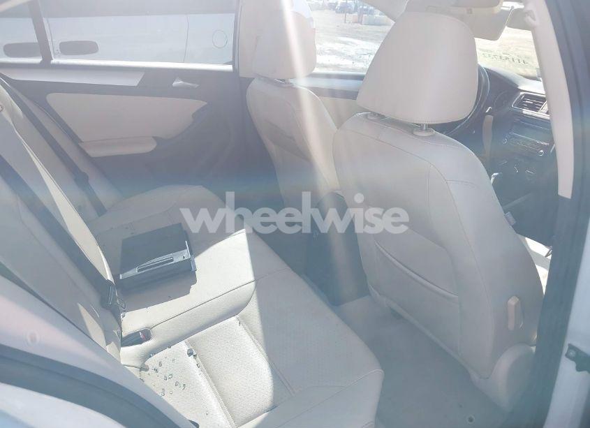 Photo 8 of 2014 Volkswagen Jetta 1.8T SE (VIN 3VWD07AJ4EM429421)