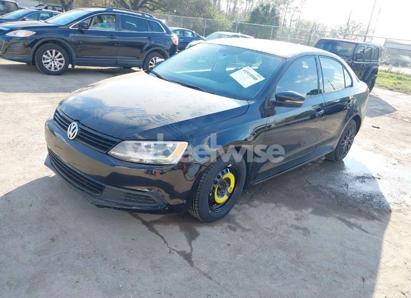 Photo 2 of 2014 Volkswagen Jetta 1.8T SE (VIN 3VWD07AJ5EM238638)