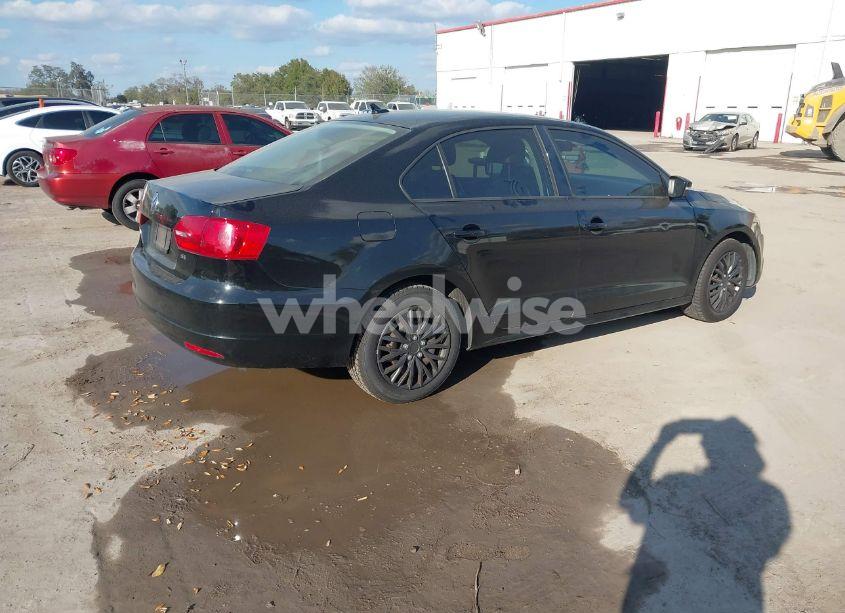 Photo 4 of 2014 Volkswagen Jetta 1.8T SE (VIN 3VWD07AJ5EM238638)