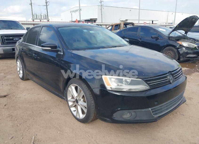 2014 Volkswagen Jetta 1.8T SE (VIN 3VWD07AJ5EM382349) main photo