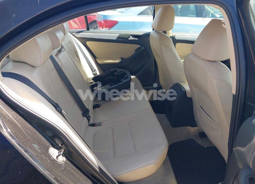 Photo 8 of 2014 Volkswagen Jetta 1.8T SE (VIN 3VWD07AJ5EM382352)