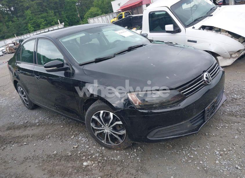 2014 Volkswagen Jetta 1.8T SE (VIN 3VWD07AJ6EM294202) main photo