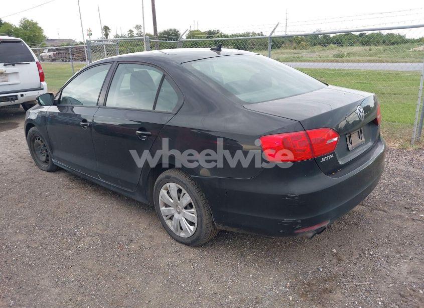Photo 3 of 2014 Volkswagen Jetta 1.8T SE (VIN 3VWD07AJ6EM294233)