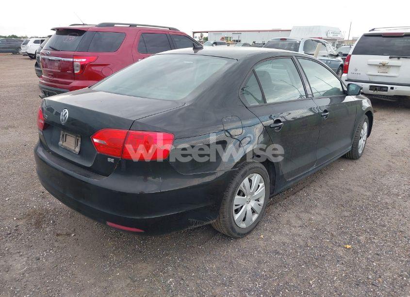 Photo 4 of 2014 Volkswagen Jetta 1.8T SE (VIN 3VWD07AJ6EM294233)