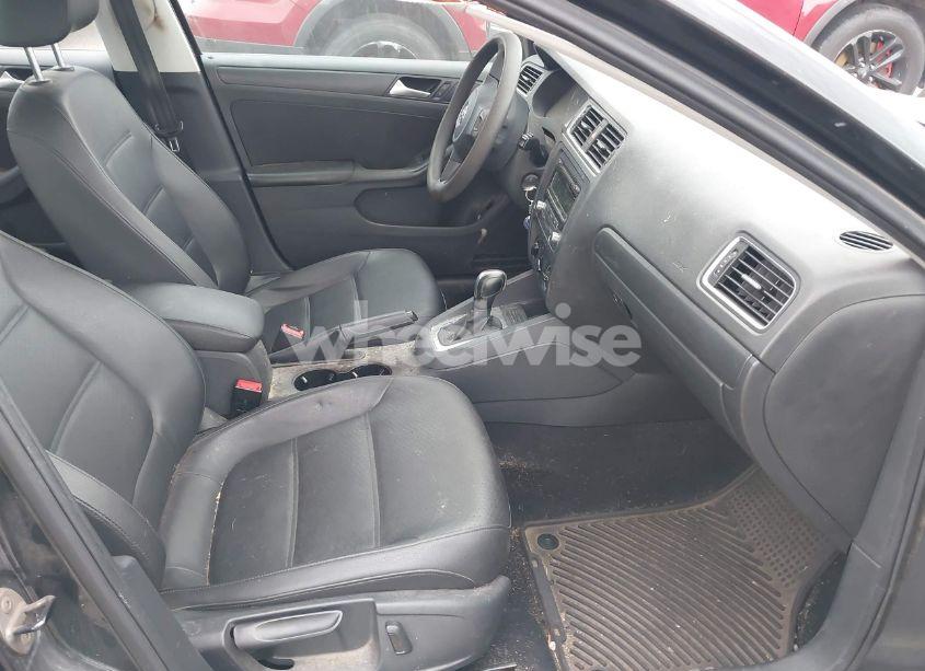 Photo 5 of 2014 Volkswagen Jetta 1.8T SE (VIN 3VWD07AJ6EM294233)