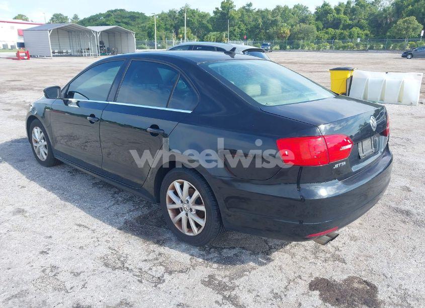 Photo 3 of 2014 Volkswagen Jetta 1.8T SE (VIN 3VWD07AJ6EM413088)