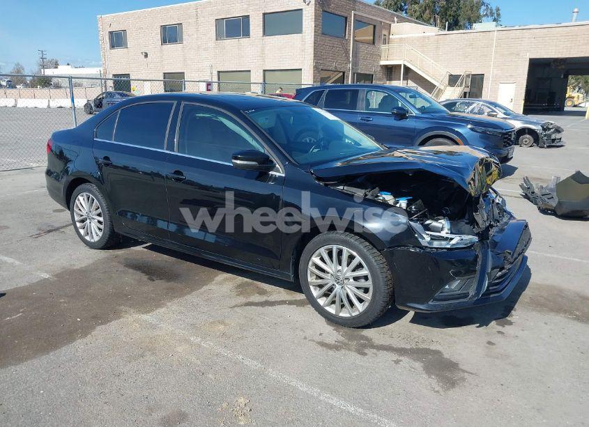 2015 Volkswagen Jetta 1.8T SE (VIN 3VWD07AJ6FM354397) main photo