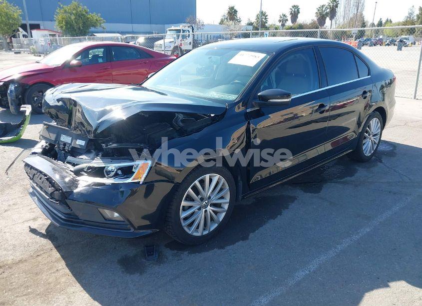 Photo 2 of 2015 Volkswagen Jetta 1.8T SE (VIN 3VWD07AJ6FM354397)