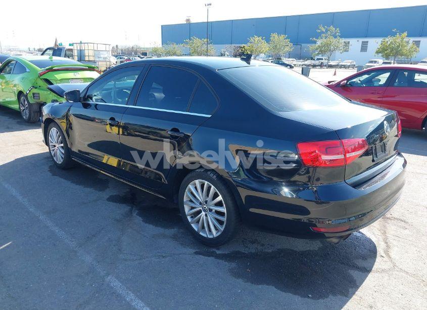Photo 3 of 2015 Volkswagen Jetta 1.8T SE (VIN 3VWD07AJ6FM354397)